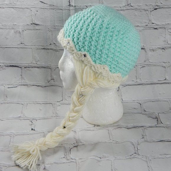 Beautiful "frozen" Handmade Beanie Crochet - Picture 6 of 6